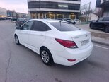 Hyundai Accent-7
