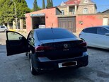 Volkswagen Polo-2