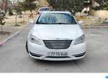 Chrysler 200-2