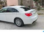 Chrysler 200-21