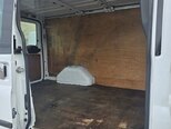 Ford Transit-13