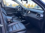 Kia Sorento-13