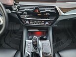 BMW 530e-16