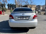 Toyota Yaris-2