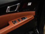 Kia Carnival-12