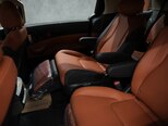 Kia Carnival-13