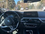 BMW 530e-12