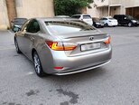 Lexus ES 300h-7