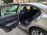 Lexus ES 300h-13
