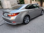 Lexus ES 300h-8