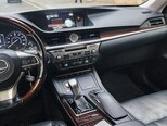 Lexus ES 300h-10