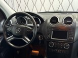 Mercedes ML 300 4MATIC-10