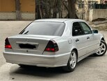 Mercedes C 200-19