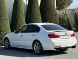 BMW 330-8