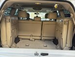 Toyota Land Cruiser-9