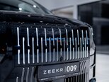 ZEEKR 009-10