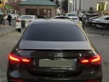 Mercedes E 200 4MATIC-2