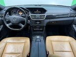 Mercedes E 300-9
