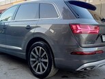 Audi Q7-10