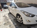 Hyundai Elantra-7