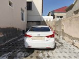 Hyundai Elantra-10