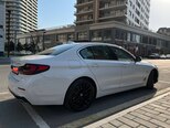 BMW 530e-3