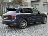 Porsche Cayenne GTS-6
