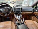 Porsche Cayenne GTS-16