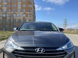 Hyundai Elantra-1
