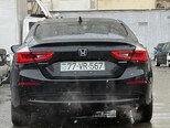 Honda Insight-12