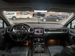 Volkswagen Touareg-3