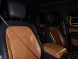 Land Rover Defender-7