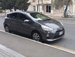 Toyota Aqua-4