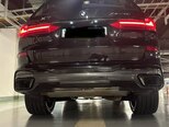 BMW X7-8