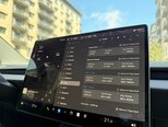 Tesla Model 3-12