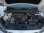 Hyundai Elantra-13