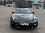 Porsche Panamera-1