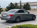 Mercedes E 300-10