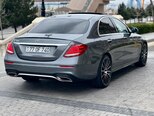 Mercedes E 300-9