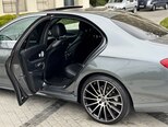 Mercedes E 300-19