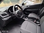 Hyundai Accent-11