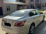 Nissan Altima-5