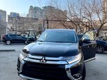 Mitsubishi Outlander-7