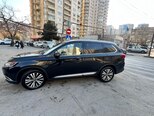 Mitsubishi Outlander-3