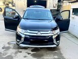 Mitsubishi Outlander-1