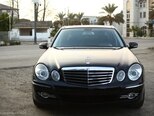 Mercedes E 280-1