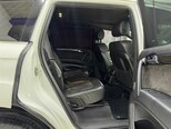 Audi Q7-8