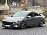 Hyundai Elantra-1