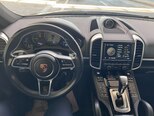Porsche Cayenne S E-Hybrid-7