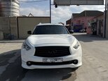 Infiniti FX35-1